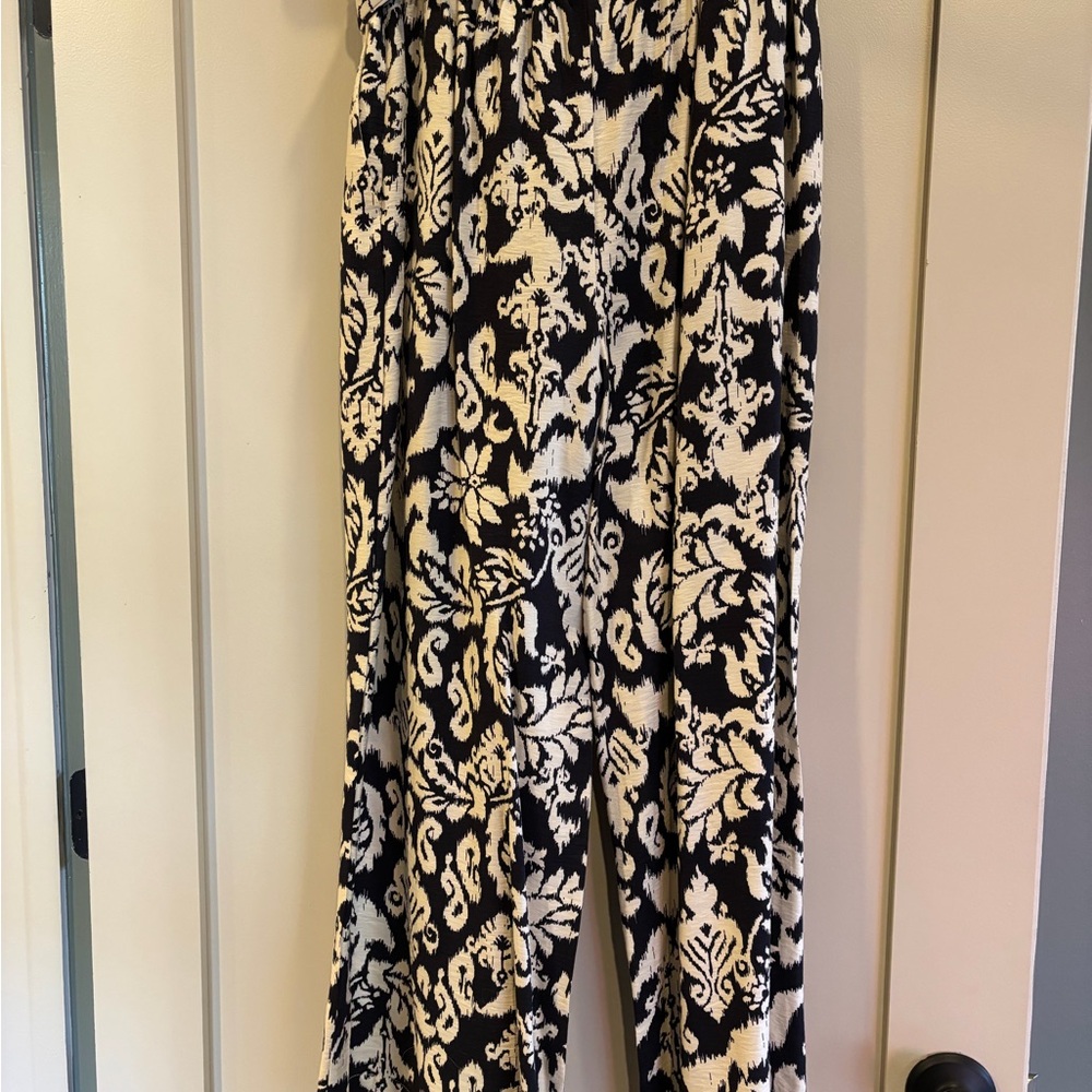 Mango Black and White Floral Wide Leg Pants - Picture 2 of 4